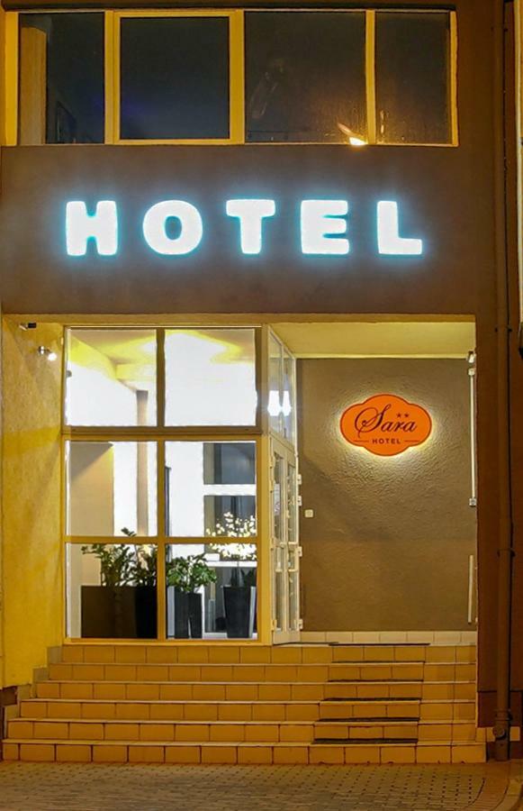 Hotel Sara Koło エクステリア 写真